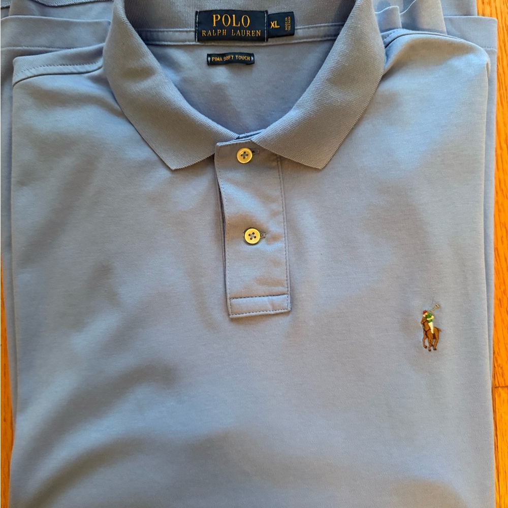 Polo by Ralph Lauren Men's Blue Polo Shirt XL
Long sleeve soft Pima Cotton